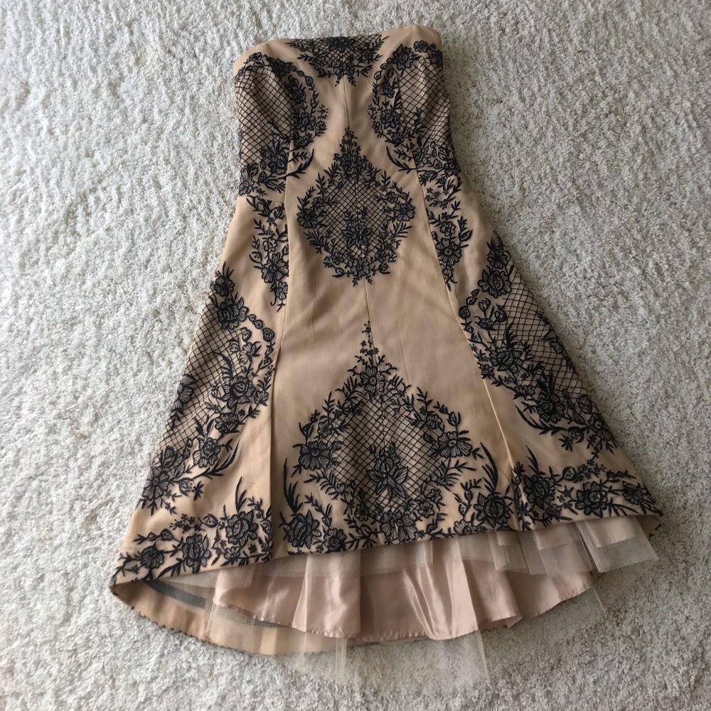 Elegant strapless Tracey Reese cocktail dress
